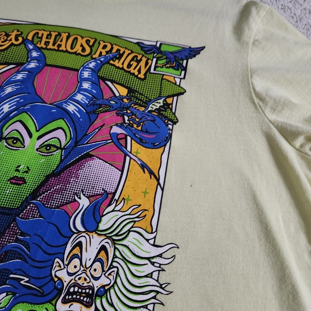 Disney Villains Let Chaos Reign Graphic Tee Yellow Maleficent Cruella XL - Picture 7 of 8